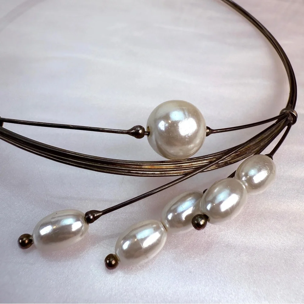 Vintage Faux Pearl Silver Tone Wire Collar Statement Necklace